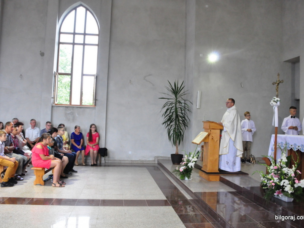 Oficjalne wejście do kościoła filialnego w Rakówce (FOTO)