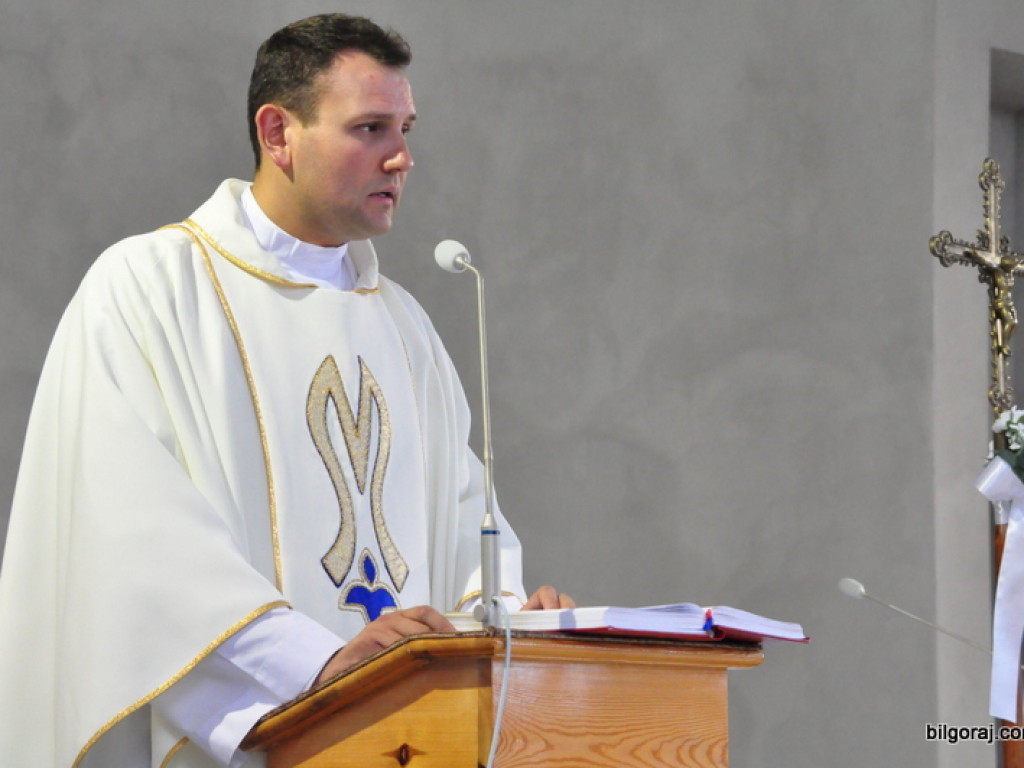 Oficjalne wejście do kościoła filialnego w Rakówce (FOTO)