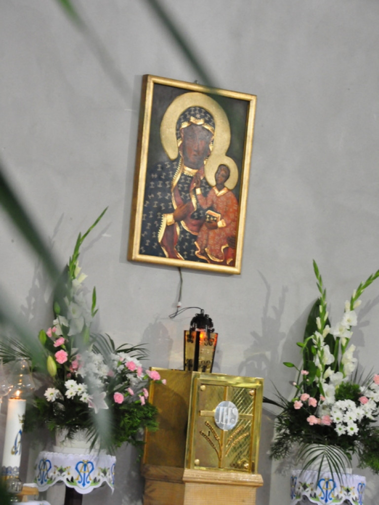 Oficjalne wejście do kościoła filialnego w Rakówce (FOTO)