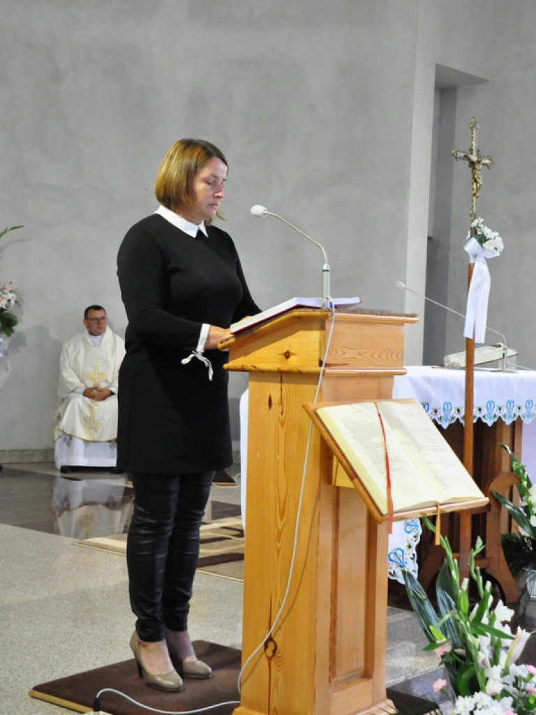 Oficjalne wejście do kościoła filialnego w Rakówce (FOTO)