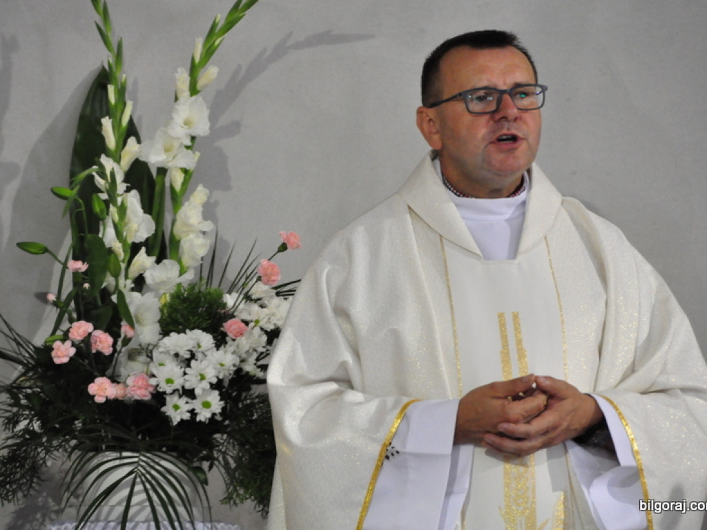 Oficjalne wejście do kościoła filialnego w Rakówce (FOTO)