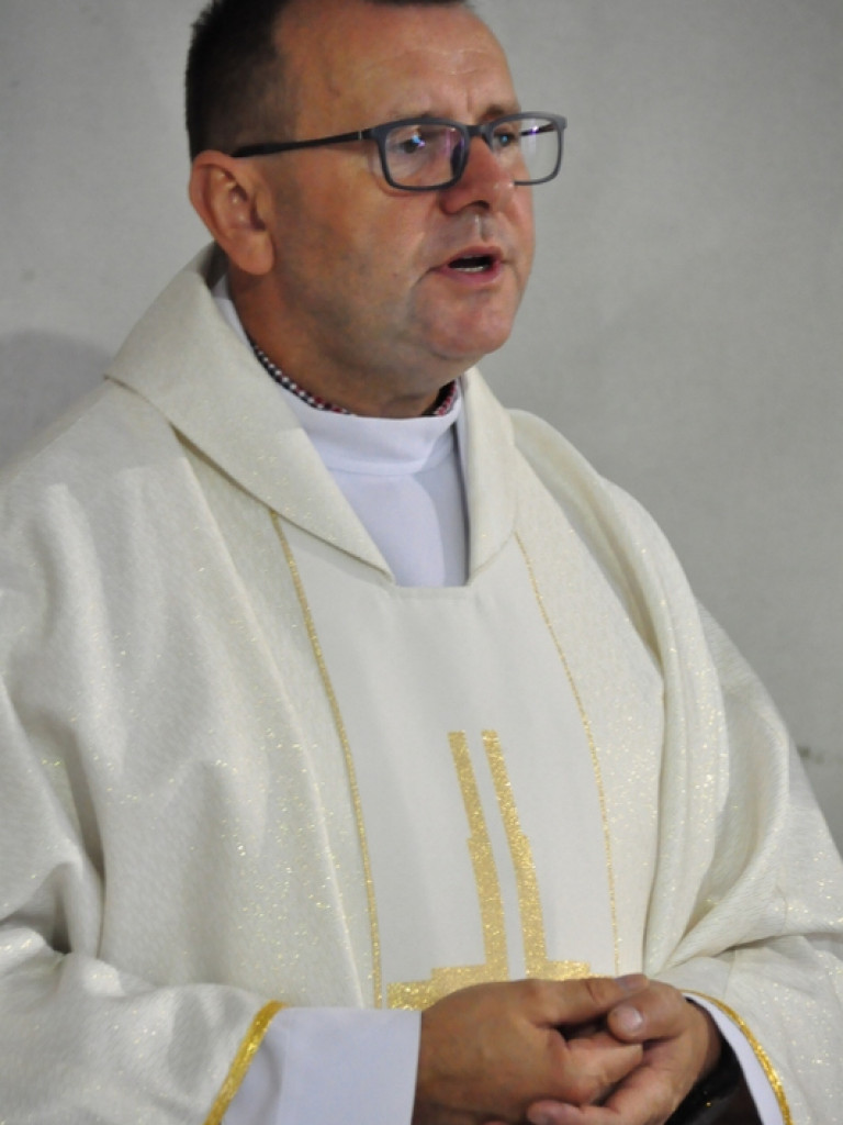Oficjalne wejście do kościoła filialnego w Rakówce (FOTO)