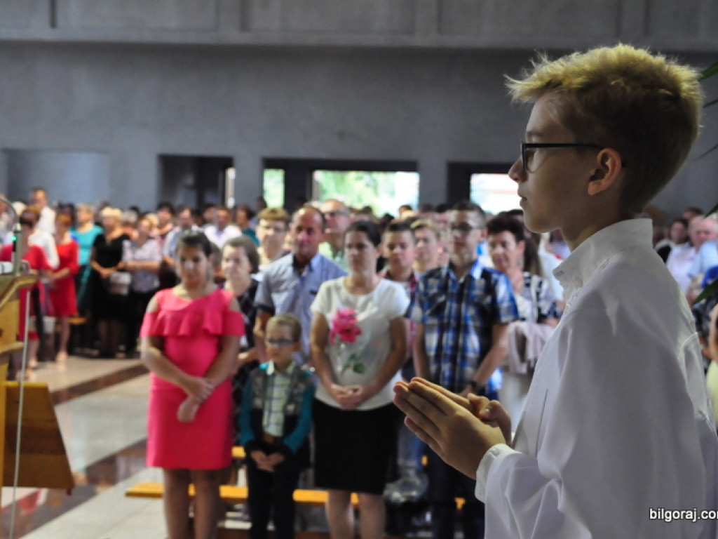 Oficjalne wejście do kościoła filialnego w Rakówce (FOTO)