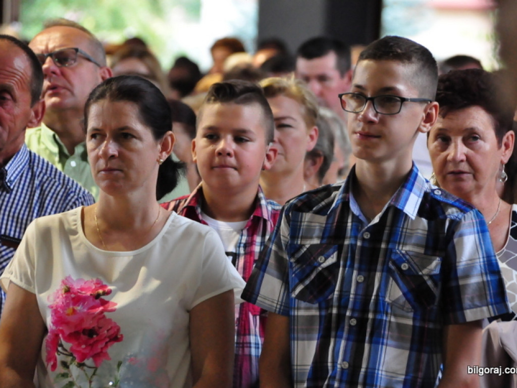 Oficjalne wejście do kościoła filialnego w Rakówce (FOTO)