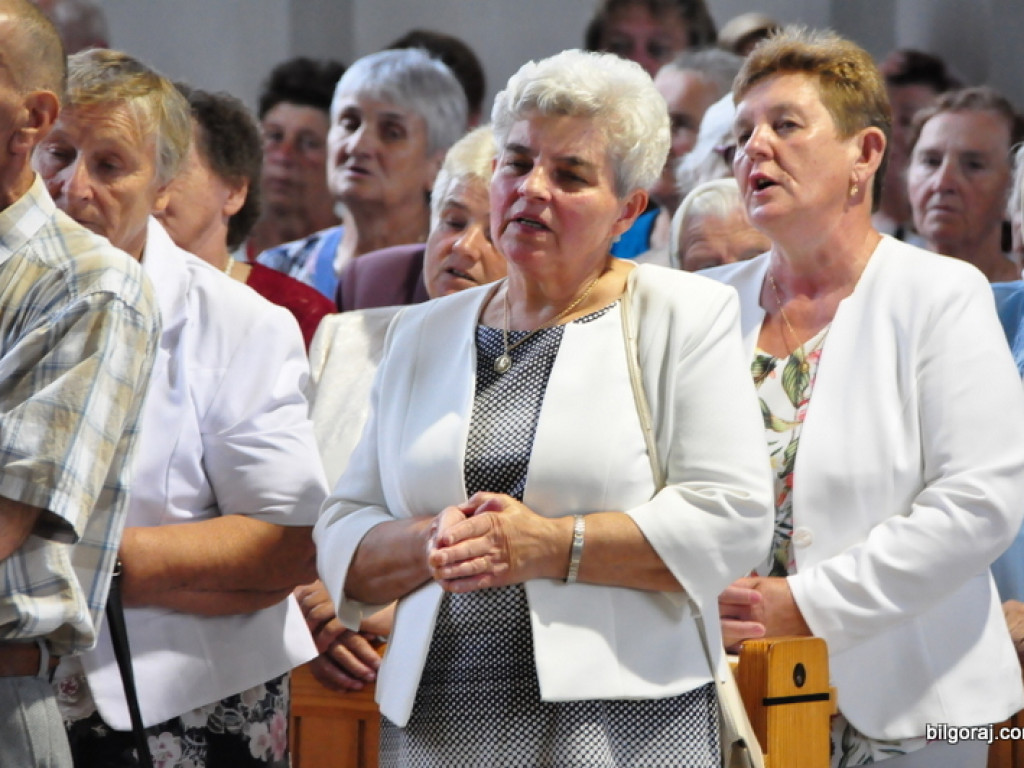 Oficjalne wejście do kościoła filialnego w Rakówce (FOTO)