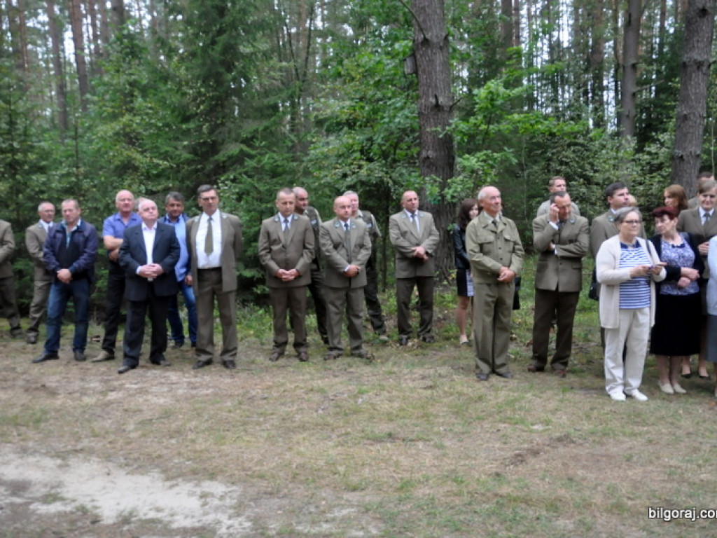 Pomnik w Osadzie Starzyzna ma nowe przesłanie (FOTO)