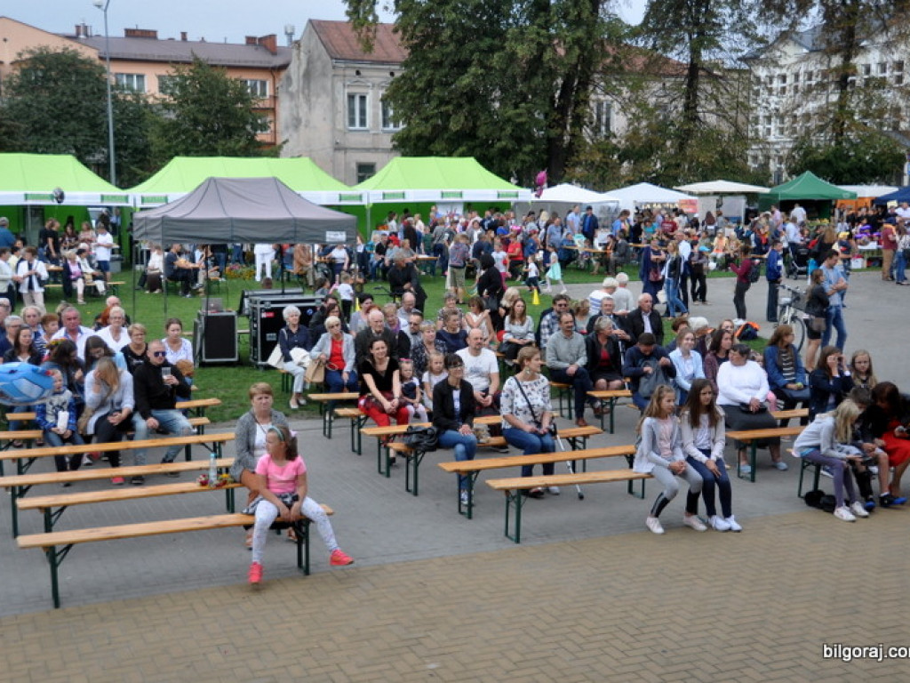Smacznie i charytatywnie, czyli II Biłgorajski Festiwal Smaków  (FOTO)