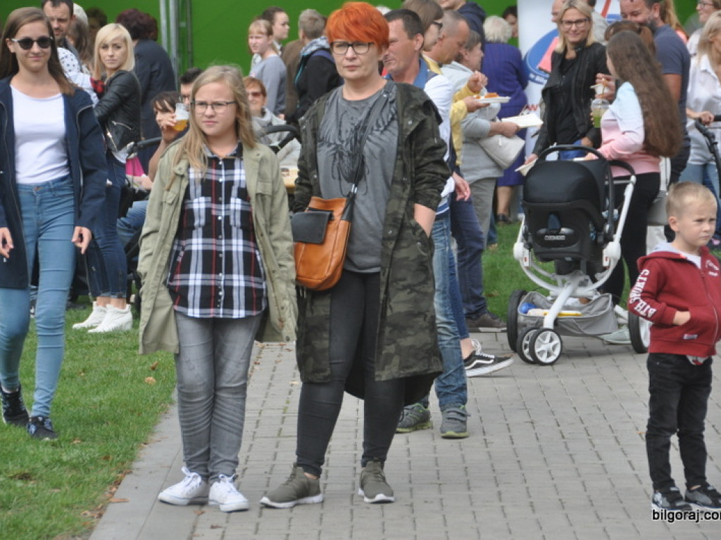 Smacznie i charytatywnie, czyli II Biłgorajski Festiwal Smaków  (FOTO)