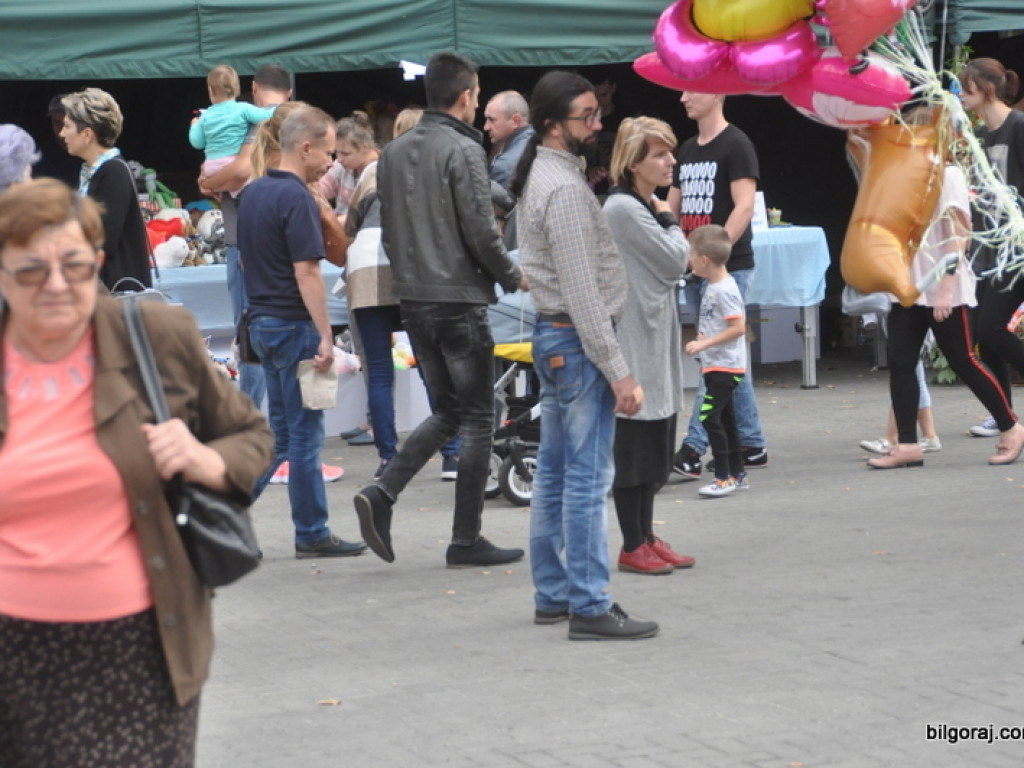 Smacznie i charytatywnie, czyli II Biłgorajski Festiwal Smaków  (FOTO)