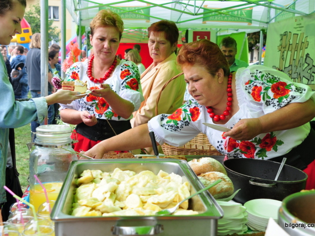 Smacznie i charytatywnie, czyli II Biłgorajski Festiwal Smaków  (FOTO)