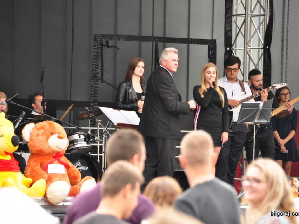 Smacznie i charytatywnie, czyli II Biłgorajski Festiwal Smaków  (FOTO)