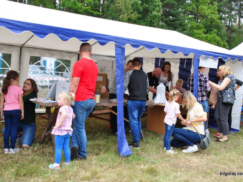 Patriotyczny piknik rodzinny w Dąbrowicy (FOTO)