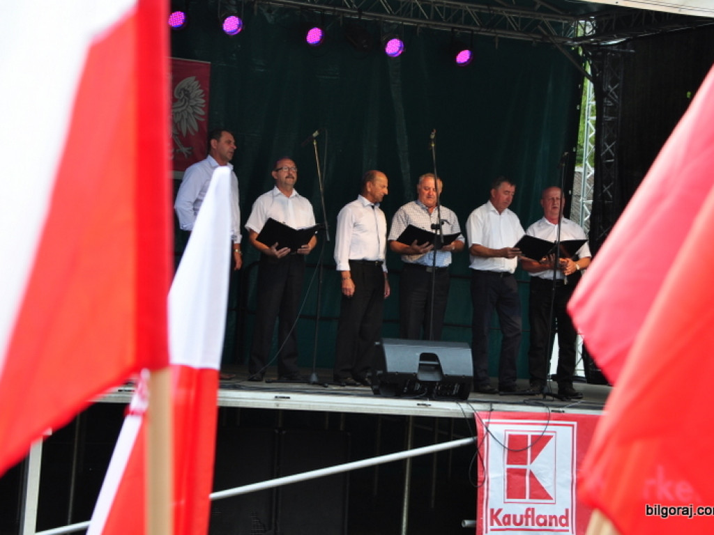 Patriotyczny piknik rodzinny w Dąbrowicy (FOTO)