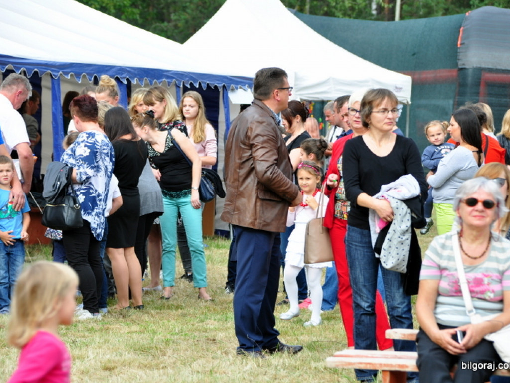 Patriotyczny piknik rodzinny w Dąbrowicy (FOTO)