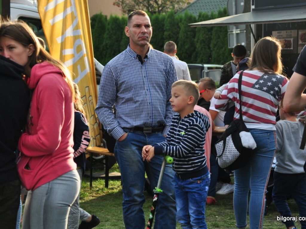 Jedzenie świata na placu BCK (FOTO)