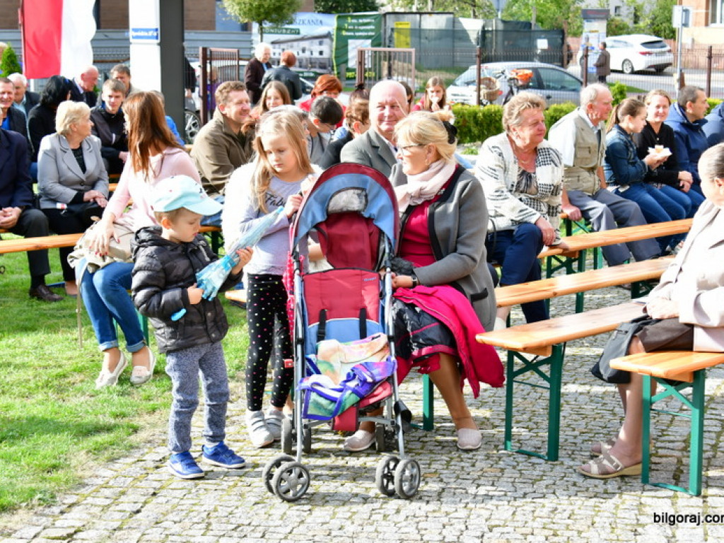 Patriotyczny piknik w parafii św. Jana Pawła II (FOTO)