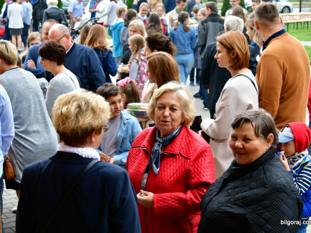 Patriotyczny piknik w parafii św. Jana Pawła II (FOTO)