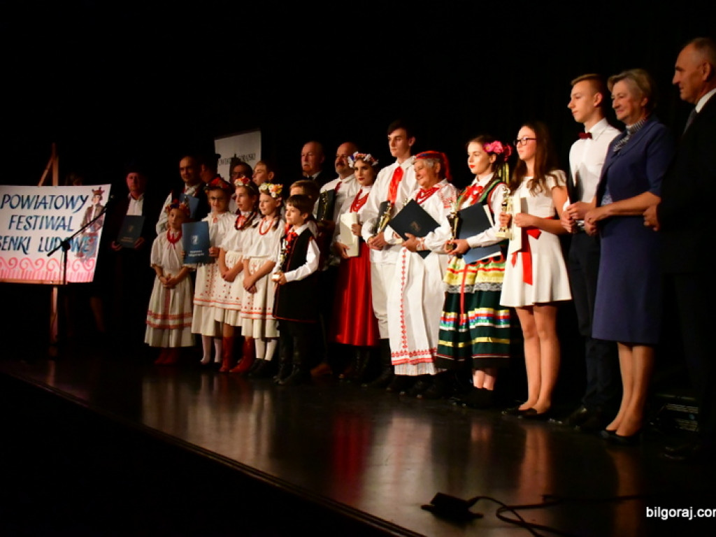 Ludowe pieśni rozbrziały w Biłgoraju (FOTO, VIDEO, WYNIKI)