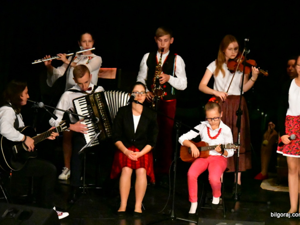 Ludowe pieśni rozbrziały w Biłgoraju (FOTO, VIDEO, WYNIKI)