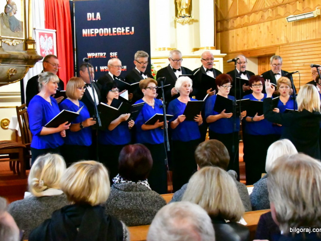 Patriotyczny koncert w Majdanie Starym (FOTO)