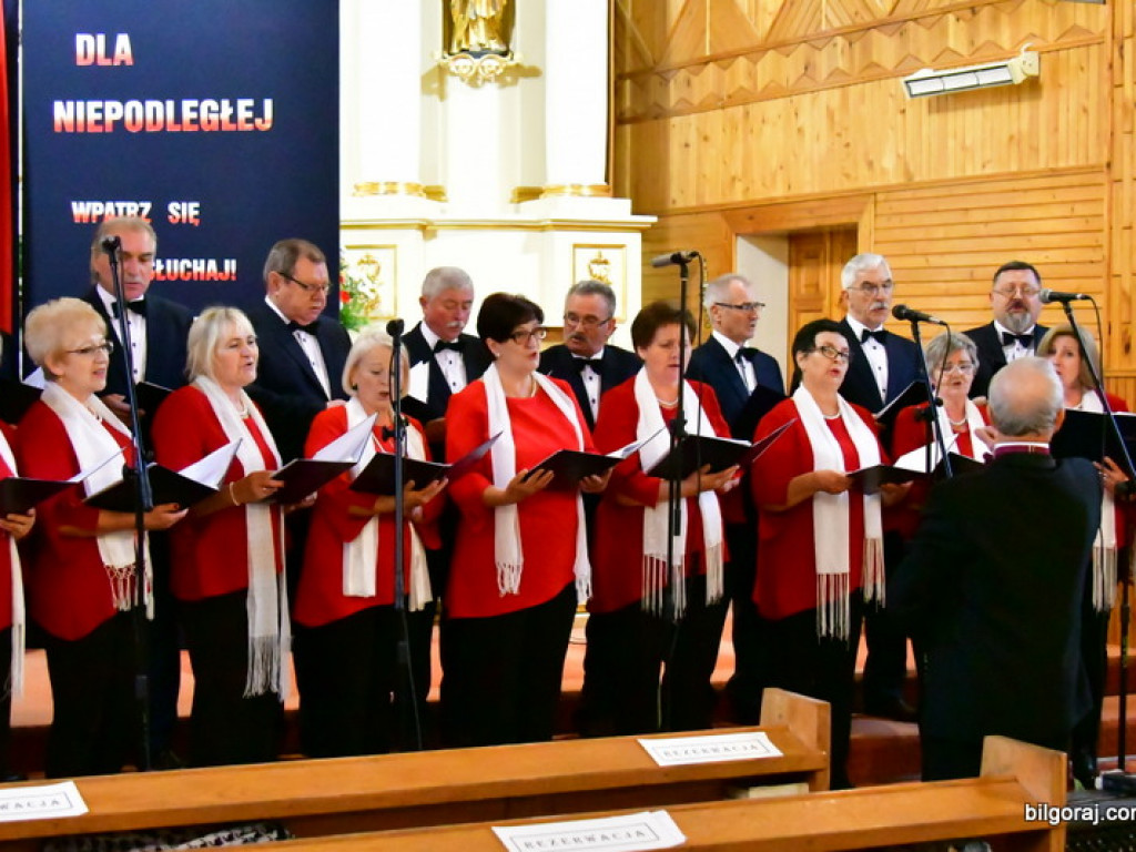 Patriotyczny koncert w Majdanie Starym (FOTO)