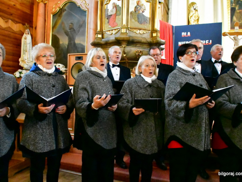 Patriotyczny koncert w Majdanie Starym (FOTO)