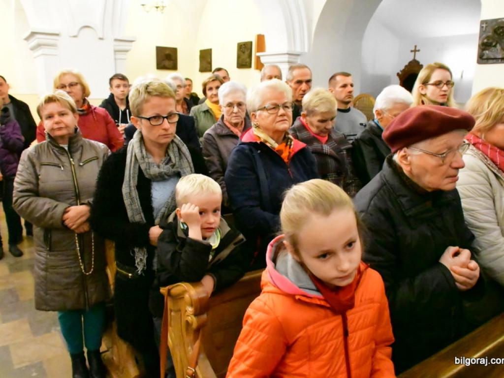 Noc świętych (FOTO)