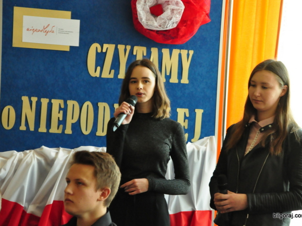 Czytanie o niepodległej (FOTO, WYNIKI)