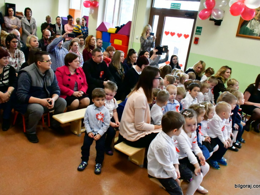 Przedszkolaki pamiętają o 100. rocznicy odzyskania niepodległości (FOTO)