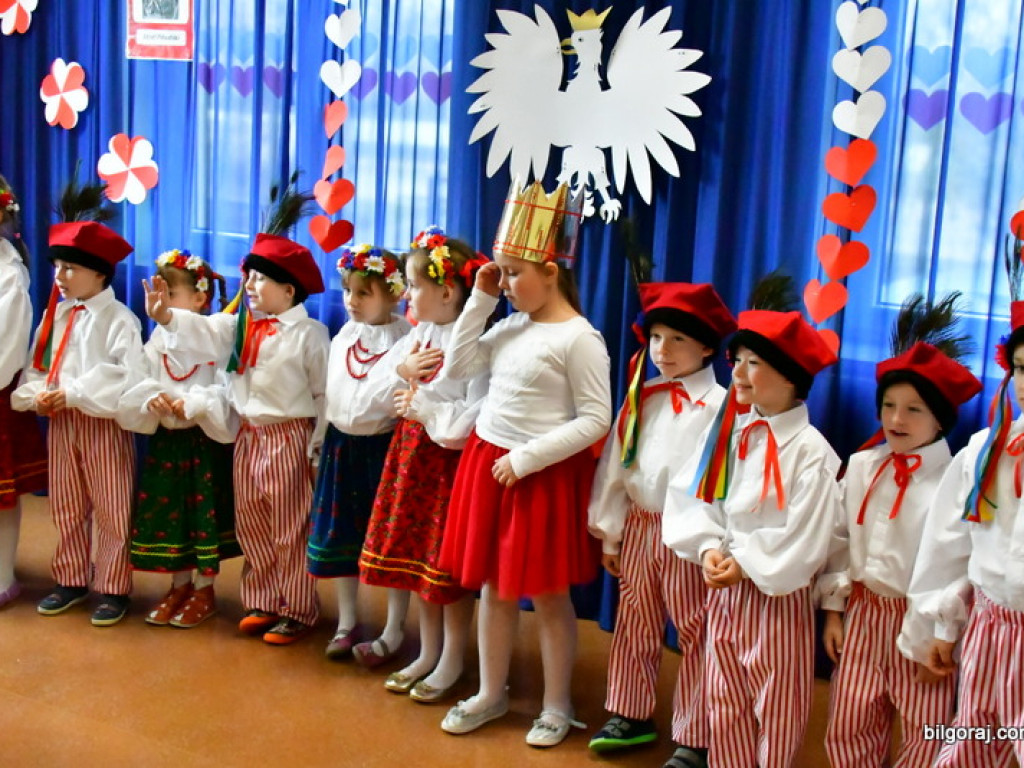 Przedszkolaki pamiętają o 100. rocznicy odzyskania niepodległości (FOTO)