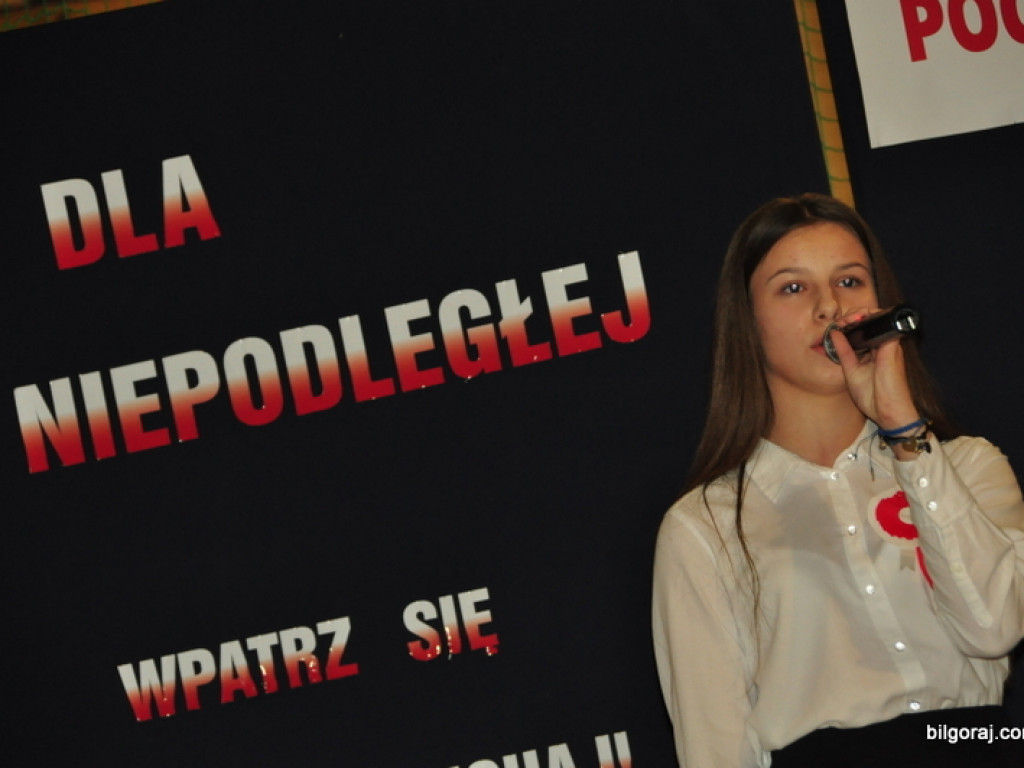 Patriotyczny wieczór w Majdanie Starym (FOTO)