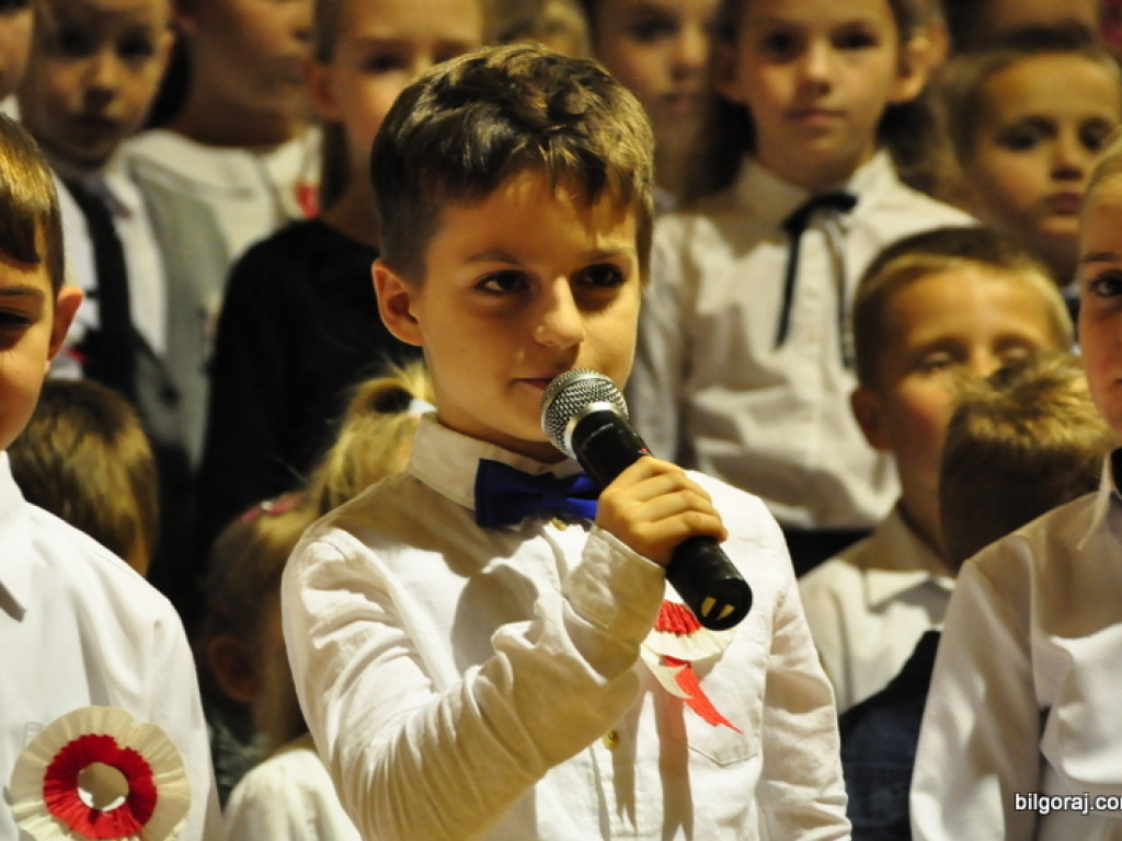 Patriotyczny wieczór w Majdanie Starym (FOTO)