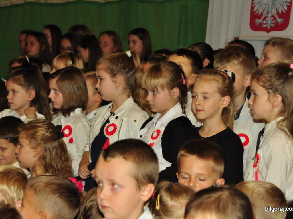 Patriotyczny wieczór w Majdanie Starym (FOTO)