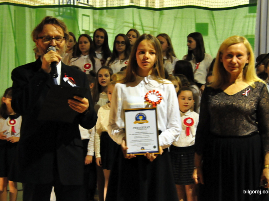 Patriotyczny wieczór w Majdanie Starym (FOTO)