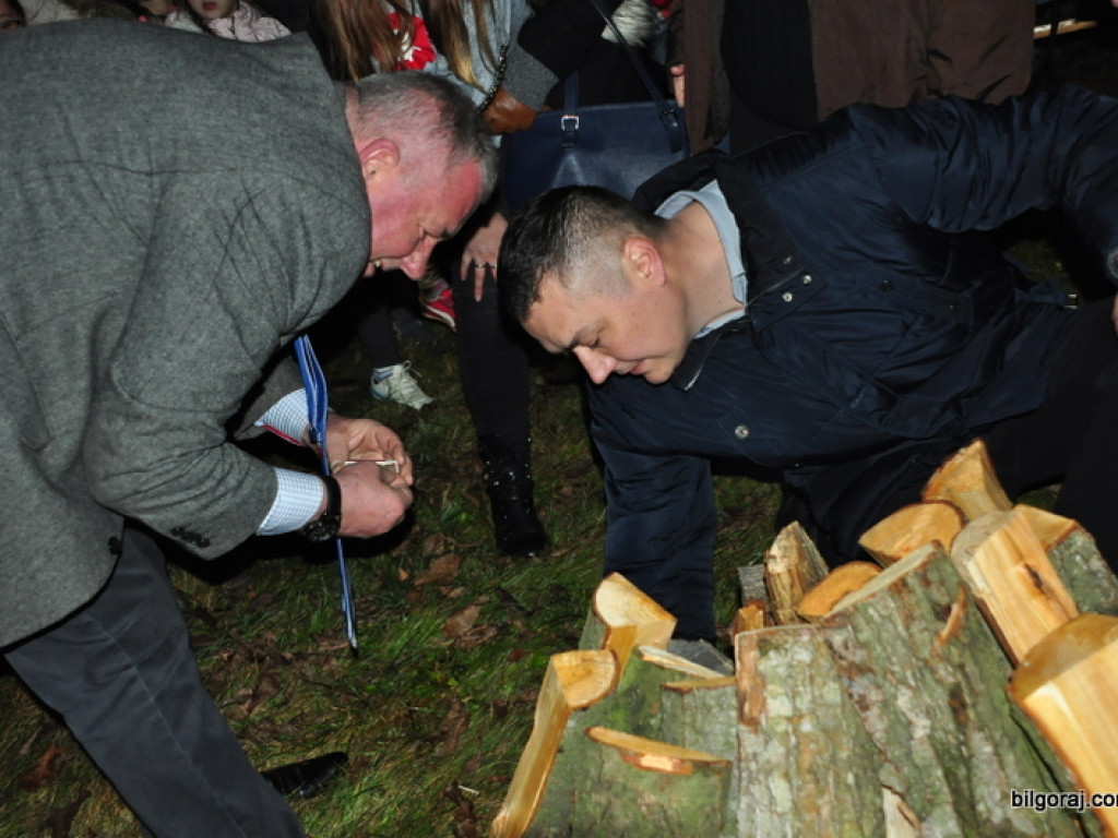 W Obszy zapłonęły ognie niepodległości (FOTO)