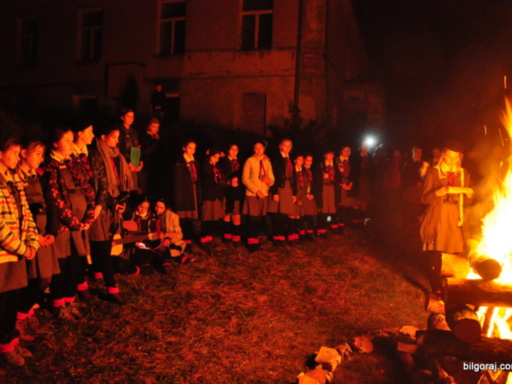 Obrzędowe ognisko harcerskie w Tarnogrodzie (FOTO)
