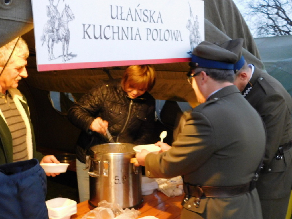 Coś jej winien? - Oddać życie! (FOTO)