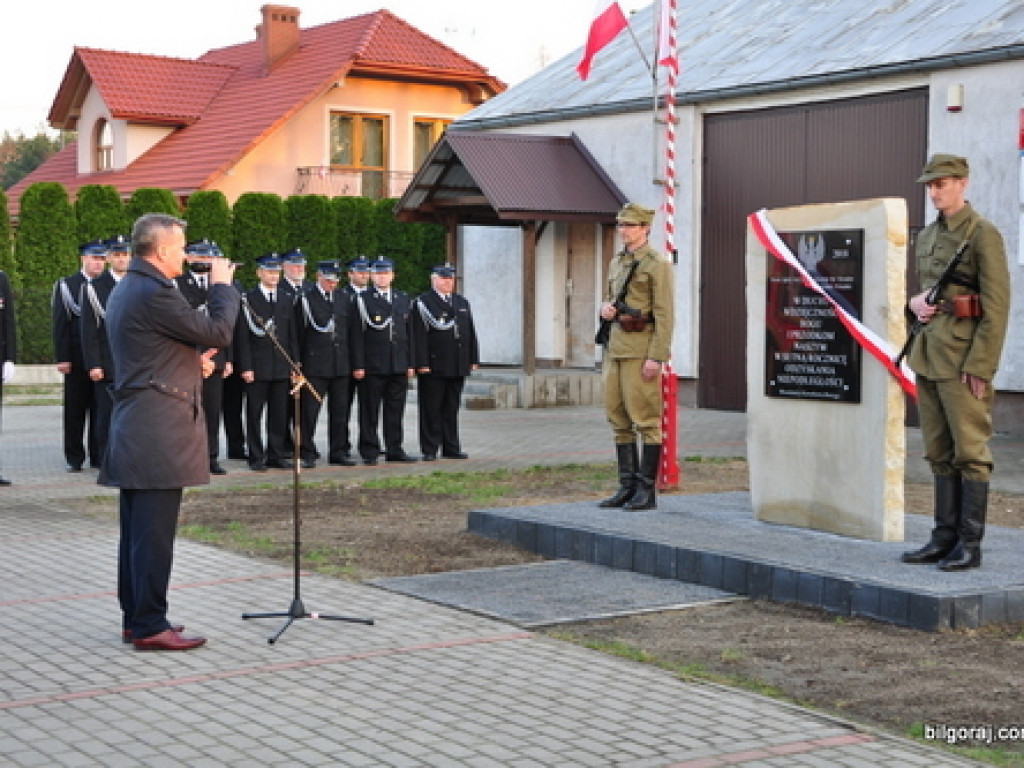 W Korytkowie Dużym odsłonięto tablicę wdzięczności (FOTO)