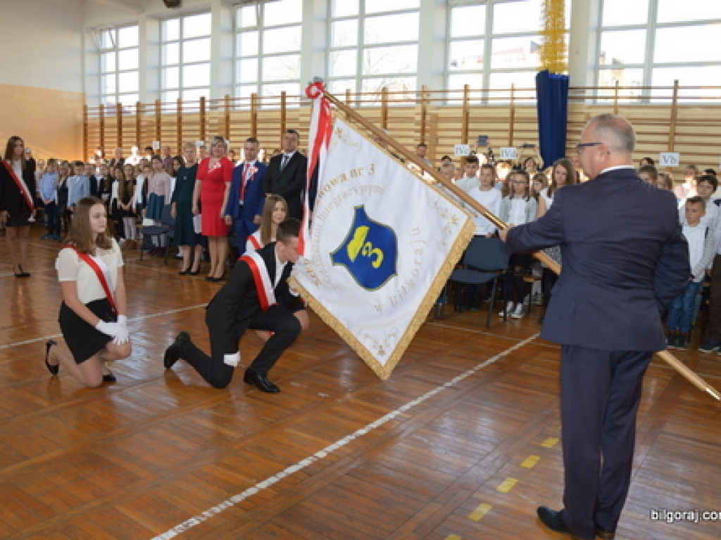 Obchody 100. rocznicy odzyskania niepodległości przez Polskę w SP Nr 3 w Biłgoraju (FOTO)