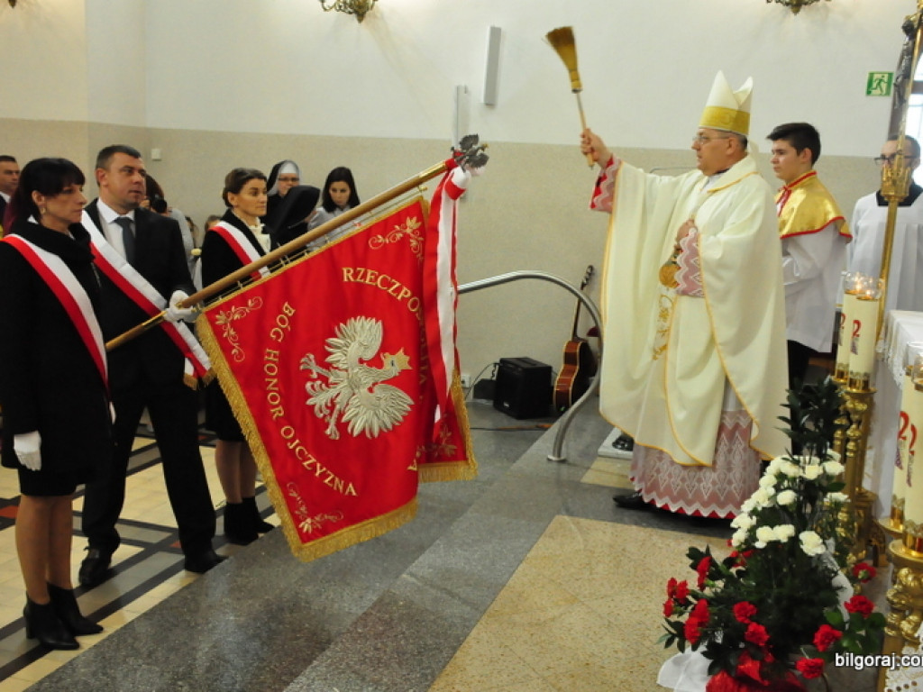 Obchody 100. rocznicy odzyskania niepodległości przez Polskę w SP Nr 3 w Biłgoraju (FOTO)