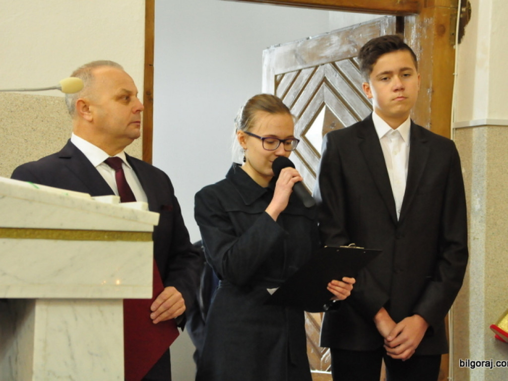 Obchody 100. rocznicy odzyskania niepodległości przez Polskę w SP Nr 3 w Biłgoraju (FOTO)