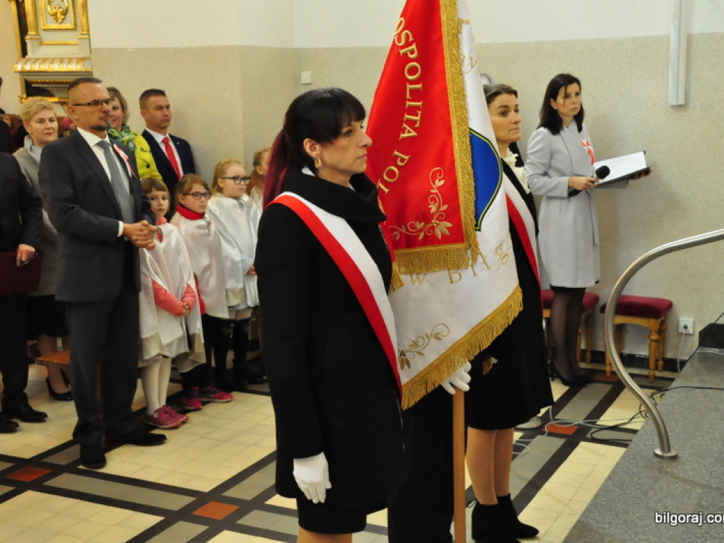 Obchody 100. rocznicy odzyskania niepodległości przez Polskę w SP Nr 3 w Biłgoraju (FOTO)