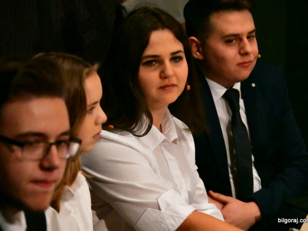 Debaty oksfordzkie w Biłgoraju. W finale zwyciężył ONZ (FOTO)
