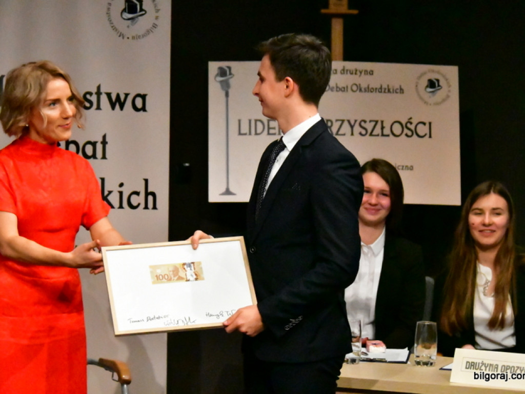 Debaty oksfordzkie w Biłgoraju. W finale zwyciężył ONZ (FOTO)