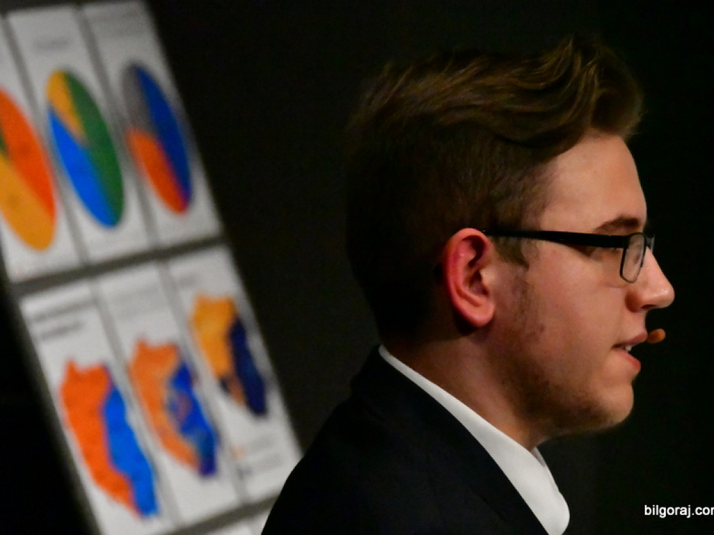 Debaty oksfordzkie w Biłgoraju. W finale zwyciężył ONZ (FOTO)