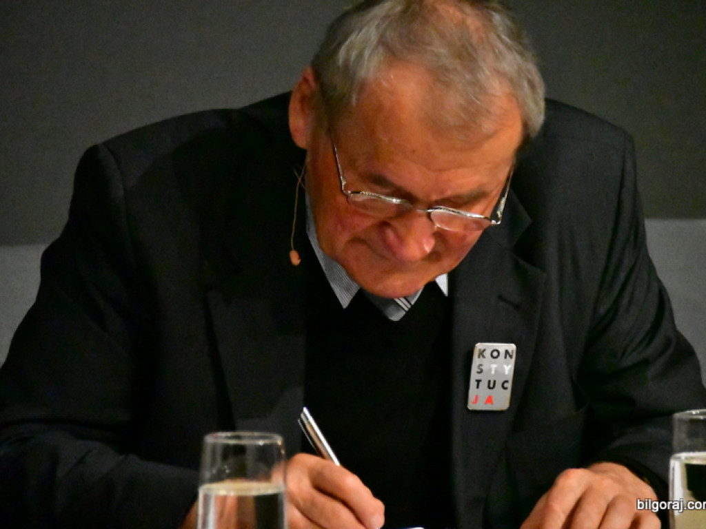 Debaty oksfordzkie w Biłgoraju. W finale zwyciężył ONZ (FOTO)
