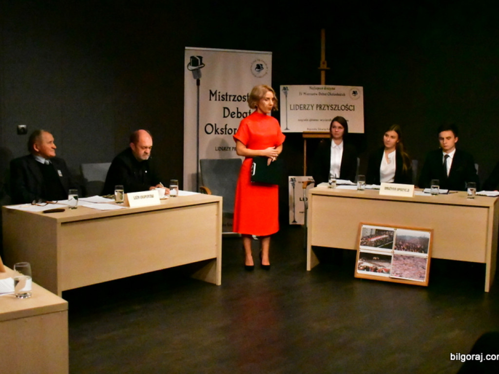 Debaty oksfordzkie w Biłgoraju. W finale zwyciężył ONZ (FOTO)