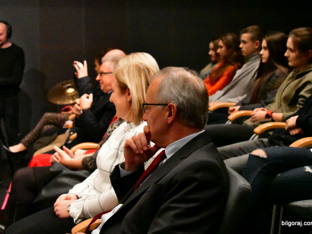 Debaty oksfordzkie w Biłgoraju. W finale zwyciężył ONZ (FOTO)
