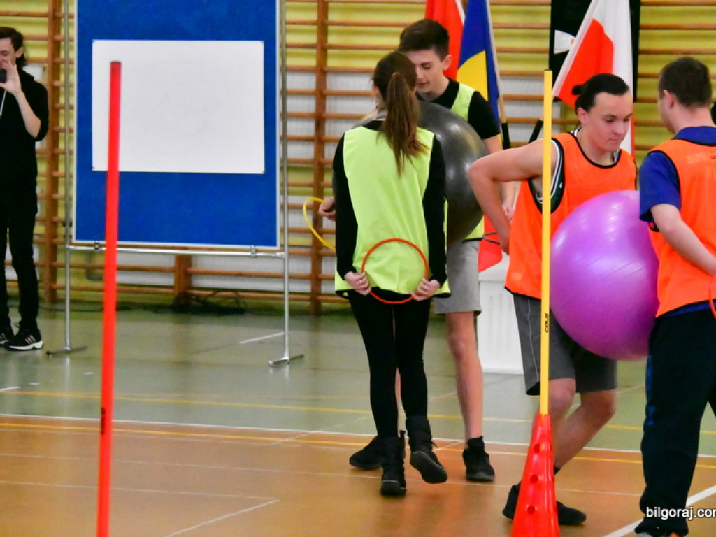 Międzynarodowa zabawa na sportowo (FOTO)