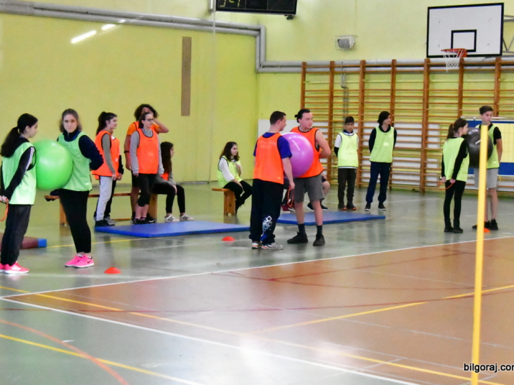 Międzynarodowa zabawa na sportowo (FOTO)